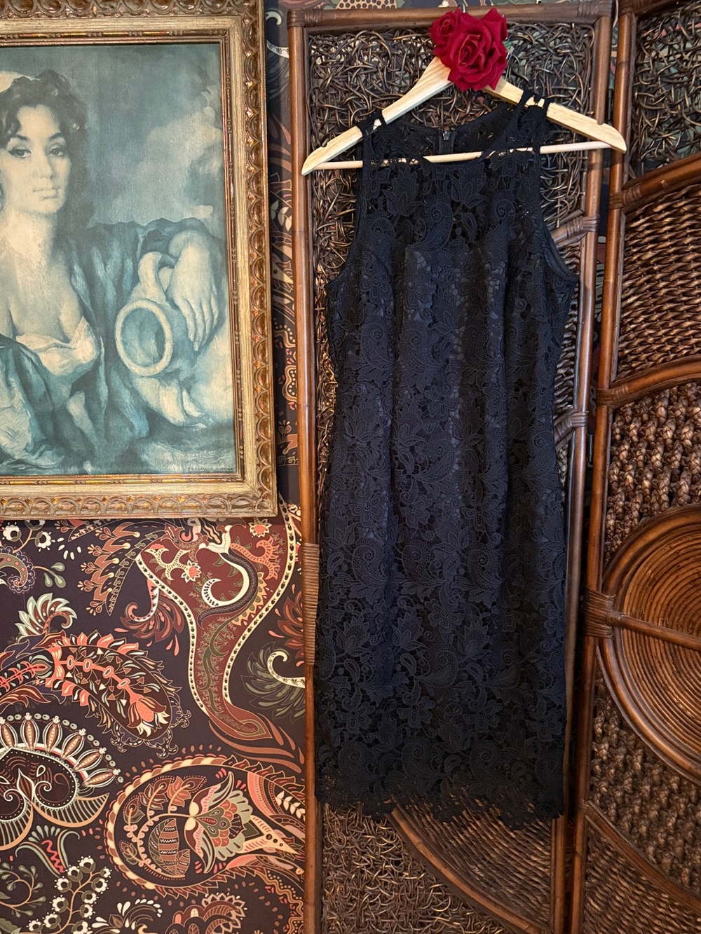 White House Black Market Black Floral Lace Sheath Midi Dress Size 4 Elegant